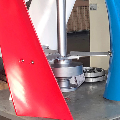 Nylonowe ostrze Oś pionowa Generator turbin wiatrowych 600W 24V 48V Oś pionowa energii wiatrowej 12V