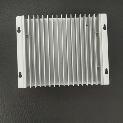 500W 1000W PWM Regulator ładowania słonecznego 30A 12V 24V RS232 ekran LCD