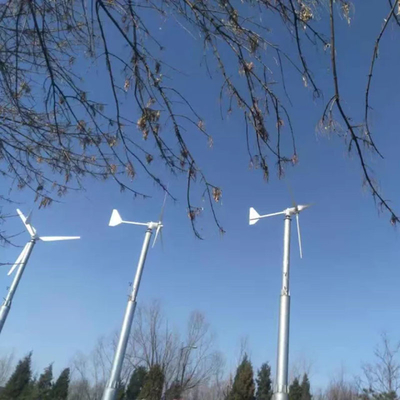 Hybrydowy system generatora turbin wiatrowych 100KW 380V Ostrze z włókna szklanego 11m / s