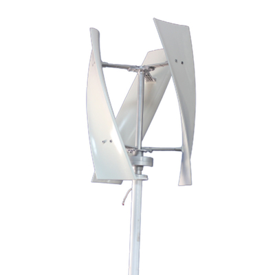 Zakrzywiona konstrukcja łopatek Moc wyjściowa pionowej turbiny wiatrowej 5KW 120V IP54 Residential Vawt